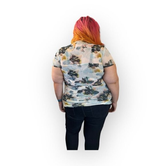 🆕 NWT Torrid 1 2 3 Watercolor Stretch Mesh Neck Ruched Top 14 16 18 20 22 24 - Picture 6 of 16